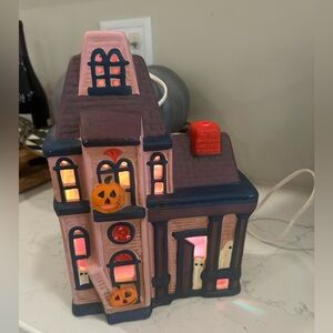 Pacific Rim vintage Halloween House